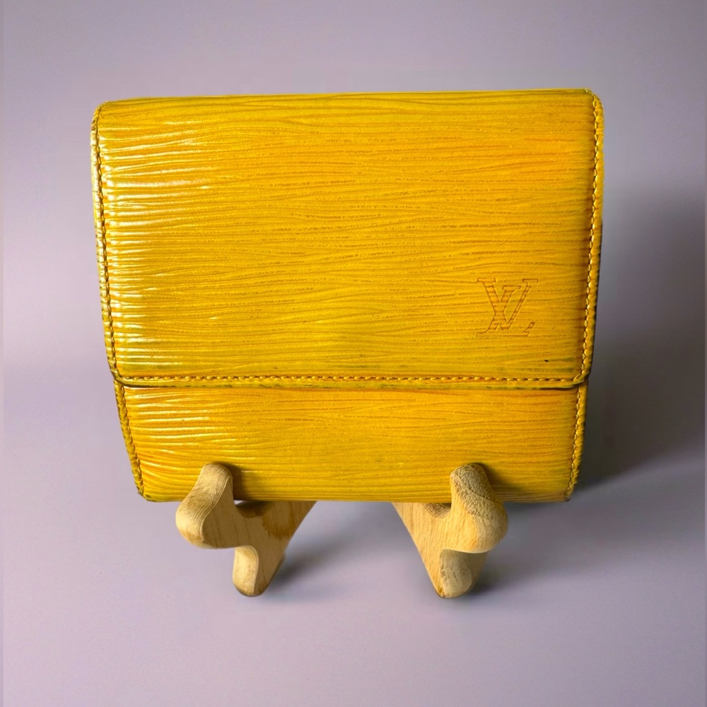 Louis Vuitton Vintage Epi Wallet – Jaune Yellow w/ Purple Interior